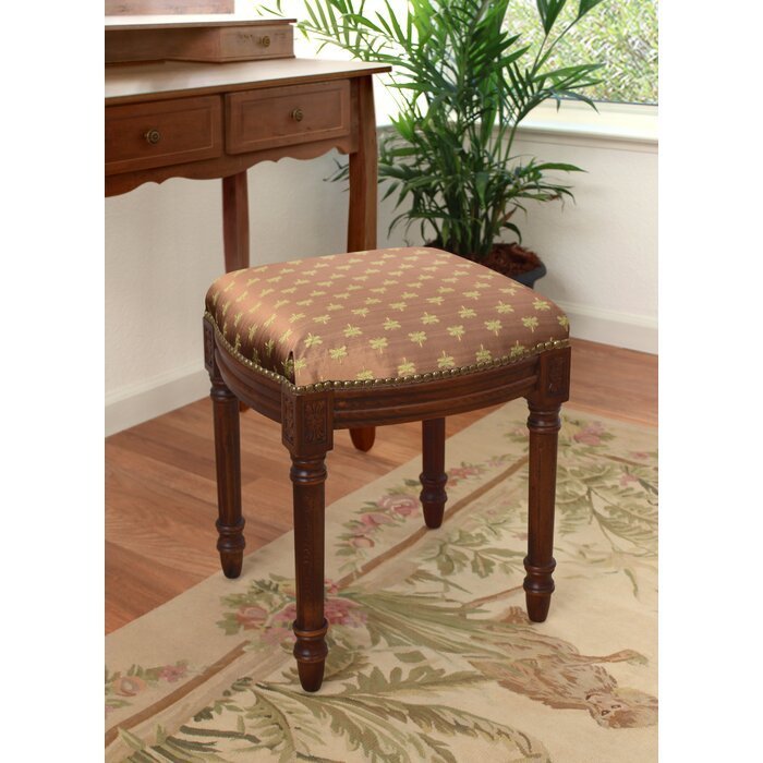 Kursi Stool Kayu Hollaway 1 Kursi Stool Kayu Hollaway