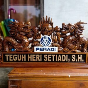 Papan Nama Meja Partai