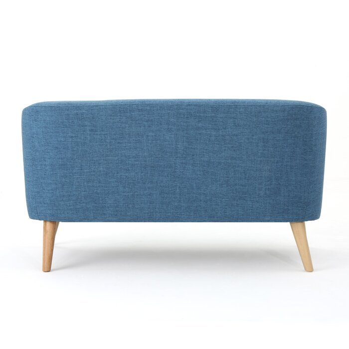 Sofa Ruang TV Kecil Niemeyer 3 Sofa Ruang TV Kecil Niemeyer - Gambar 3