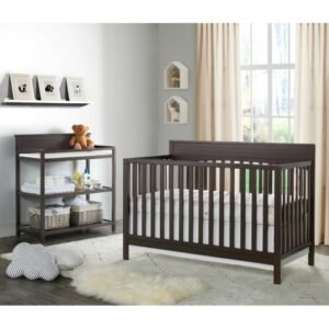 Tempat Tidur Bayi Perempuan Lattimer